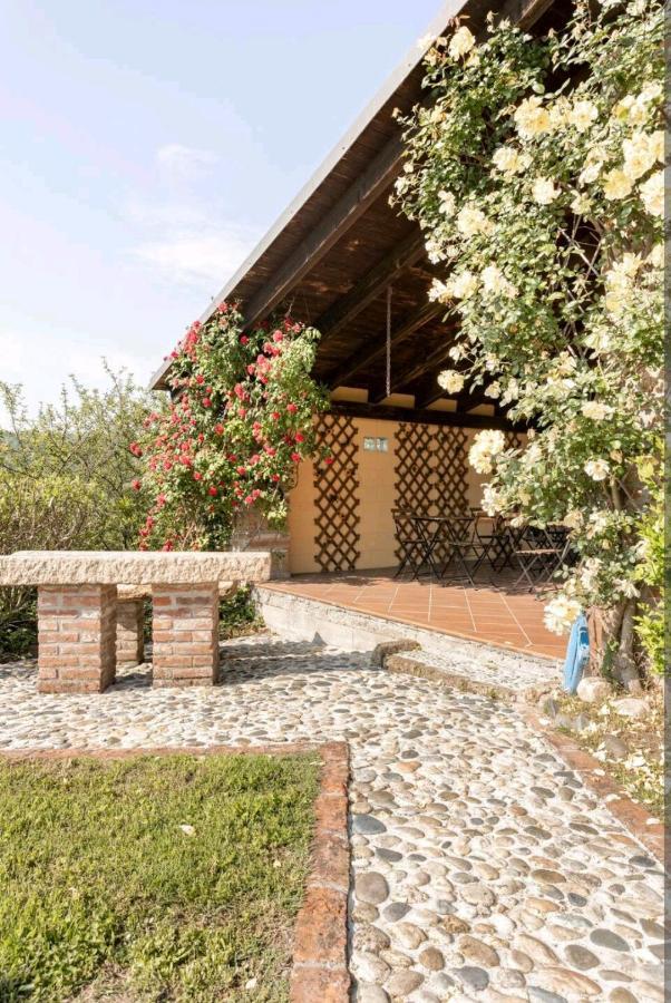 Ferienwohnung Casa Del Nebbiolo Camino Exterior foto