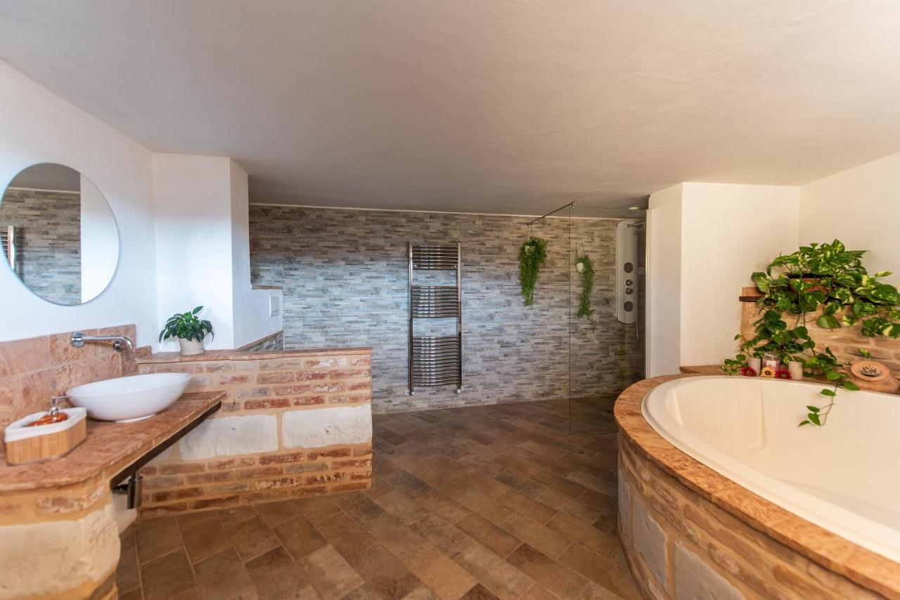 Ferienwohnung Casa Del Nebbiolo Camino Exterior foto